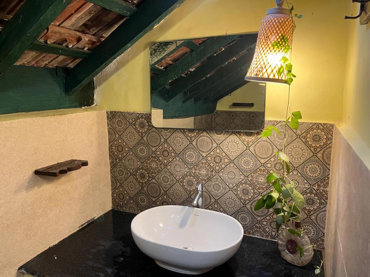 Agraharam Bed And Breakfast 钦奈 外观 照片